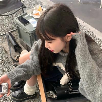 费家有女